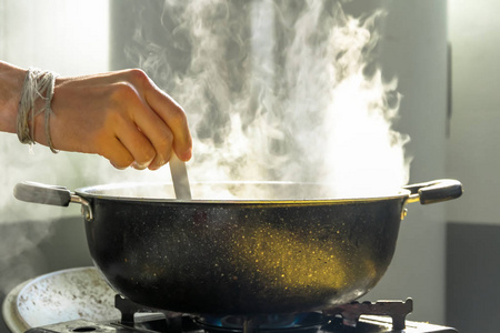 做家务抽象照片-做家务抽象高清图片-摄图新视界