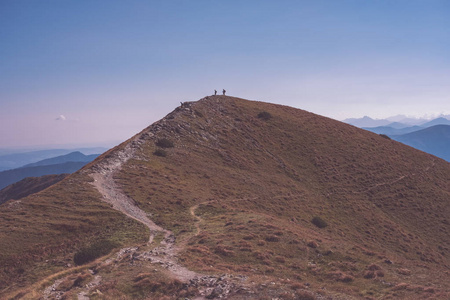 斯洛伐克塔特拉山顶徒步旅行