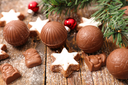 圣诞巧克力和姜饼饼干