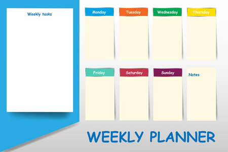 每周规划师与空白标签的周任务和浅黄色标签为每一天的一周设计不同的颜色，为您的文本准备好。