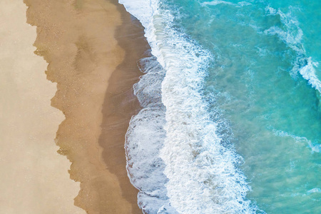 海景海岸的顶部景色