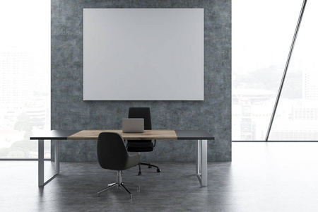 极简主义经理办公室内部有灰色的墙壁和地板阁楼窗口，大灰色和木制桌子，笔记本电脑和访客椅。 水平模拟海报。 3D渲染