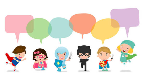可爱的超级英雄孩子与演讲泡泡集超级英雄孩子与演讲泡泡隔离在白色背景矢量插图。