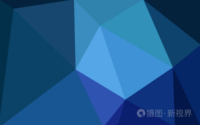 浅蓝色矢量多边形图,由三角形组成. 三角模式为您的业务设计.