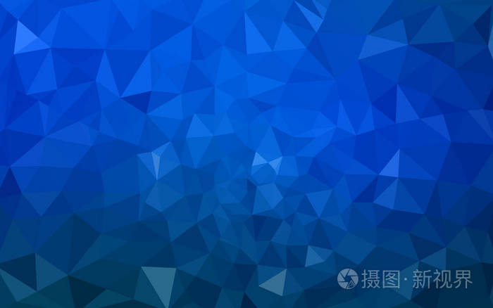 浅蓝色矢量模糊三角形背景设计. 几何背景折纸风格与梯度.