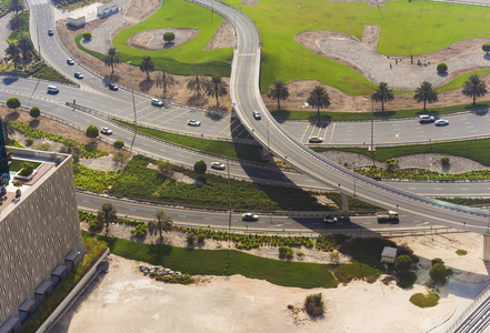 阿联酋迪拜市道路交叉口。 空中景色