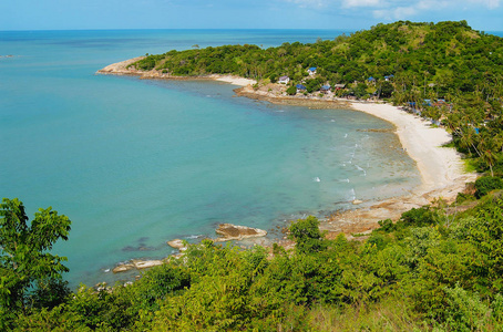 在泰国萨梅岛观看沙滩。