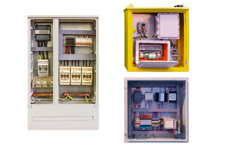 用于在白色背景上隔离的各种用途的电气控制和监控柜