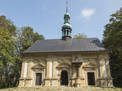 在波兰克拉科夫附近的卡尔瓦里亚Zebrzydowska的玛丽安激情保护区卡尔瓦里亚路上的教堂之一。 联合国教科文组织世界遗产地。