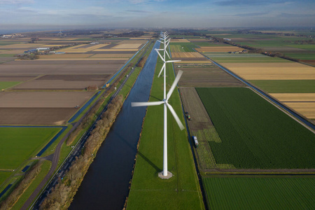 荷兰圩田的风车涡轮机