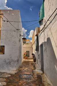 2014年10月2014年10月6日在突尼斯的哈马特古地中海狭窄街道