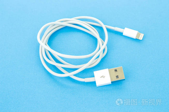 蓝底usb电缆端口充电器