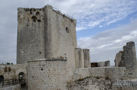 西班牙瓦拉多利德省伊斯卡村城堡