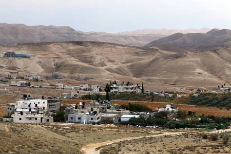 犹太沙漠位于以色列和西岸的领土上