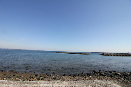 日本贝普海滩配备了海啸保护设施。