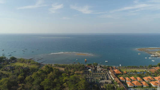 与热带海滩海景