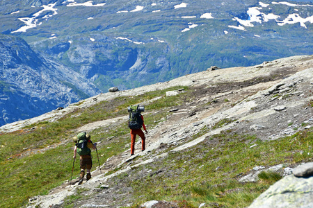 在挪威的Trolltunga徒步旅行