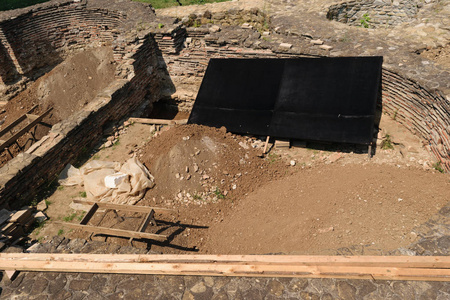 考古挖掘遗址