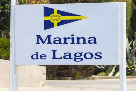 葡萄牙阿尔加维地区MarinaDeLagos的标志。