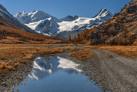 路山雪秋天树河