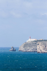 葡萄牙阿尔加维圣维森特角的大西洋和灯塔