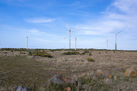 高原保罗达塞拉高平原与风力涡轮机在马德拉岛中部的葡萄牙欧洲