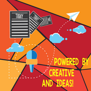 以创意和思想为动力的书写笔记。展示强大创造力的创新良好的能源信息通过云托管快速交付数据的商业照片