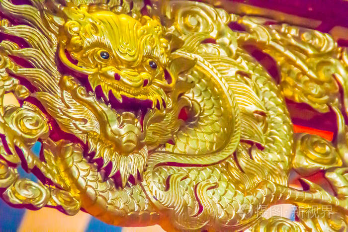 中国龙也被称为东亚龙,是中国神话中中国民间传说中的传奇生物.