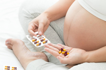 药物胶囊和孕妇