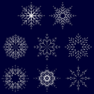 收集艺术冰冷抽象水晶雪花隔离在背景上，如冬季十二月装饰组或收藏。 冰霜美丽的星饰剪影或季节艺术