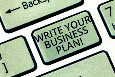 文字书写文本写你的商业计划。业务概念建立步骤, 以完成公司目标键盘键意图创建计算机消息, 按键盘的想法