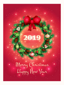 贺卡与一个美丽的圣诞花环与装饰绿叶, 红色浆果, 圣诞玩具, 铃铛, 圆锥, 丝带和问候圣诞快乐和快乐新年短信在红色的背景