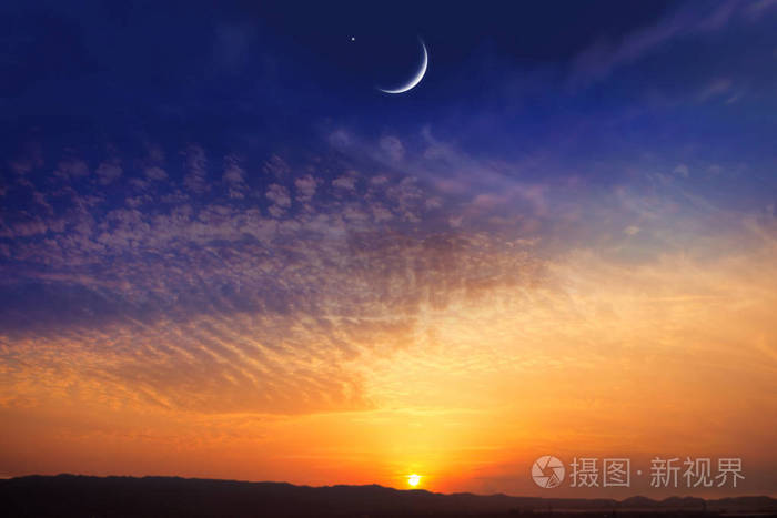 天堂红色的日落和月亮斋月背景半月半星美丽的星星日落和新月亮美丽的