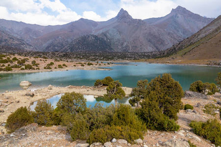 塔吉克斯坦山美丽, 范山, 库利卡隆湖