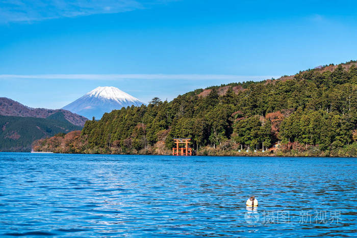 富士山和阿西湖,秋天有哈肯寺和观光船