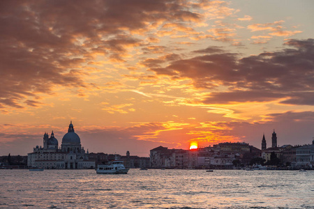 意大利威尼斯美丽的日落