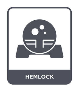 时尚设计风格的Hemlock图标。 铁锁图标隔离在白色背景上。 铁杉矢量图标简单现代平面符号。