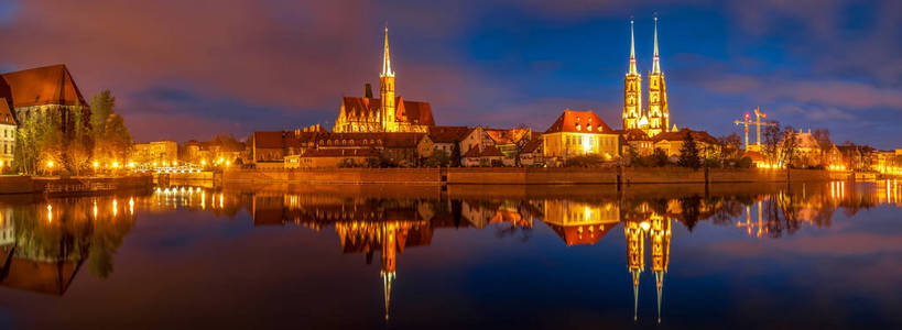 波兰Wroclaw老城历史部分全景