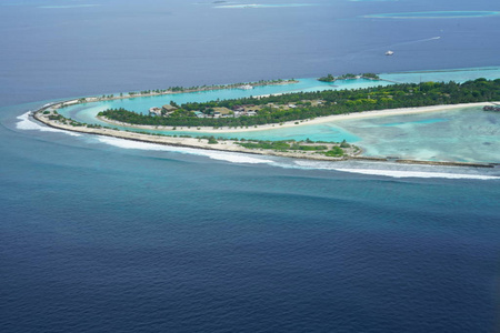 水上飞机上马尔代夫美丽的空中景色