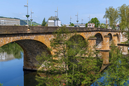 帕蒙特路易斯菲力普是法国卡沃斯洛特河的桥梁