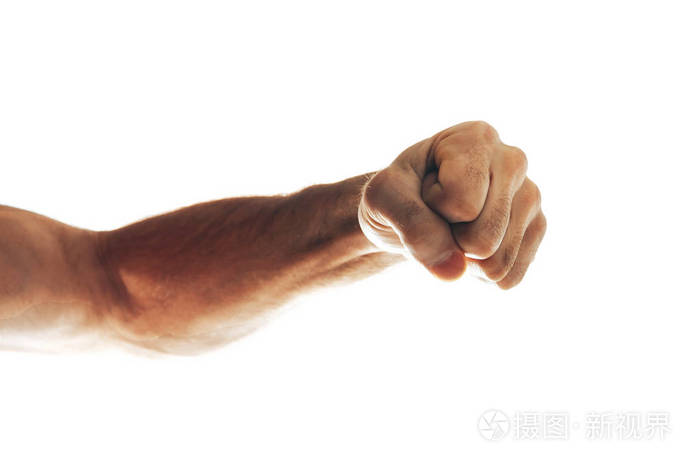 男性攥紧的拳头,在白色背景上孤立