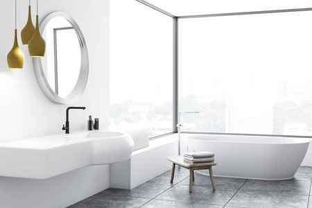 现代浴室角落有瓷砖地板，白色墙壁，全景窗户，白色浴缸和白色水槽，上面有圆形镜子。3D渲染