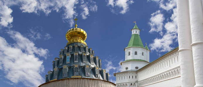复活修道院Voskresensky修道院Novoiyerusalimsky修道院或新耶路撒冷修道院是俄罗斯莫斯科地区俄罗斯东