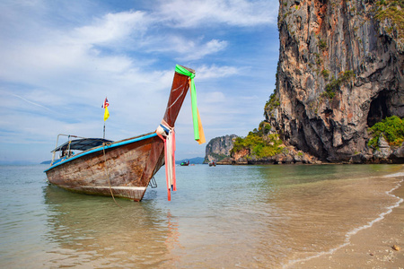 热带度假旅游海滩概念长尾船热带海滩泰国克拉比