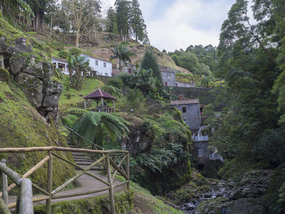 自然保护区公园自然达 ribeira dos caldeiroes 在 achada 与历史上的水磨坊, 房子, 古董设备, 瀑