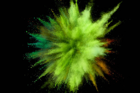 彩色粉末爆炸。 背景上的抽象特写尘埃。 五颜六色的爆炸。 油漆
