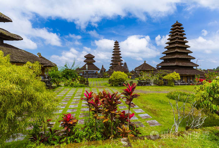 普拉贝萨基赫寺庙巴厘岛印度尼西亚旅游和建筑背景