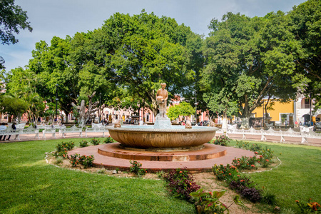 墨西哥主广场喷泉图片