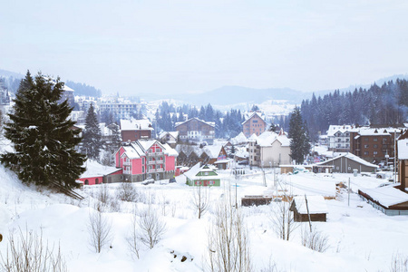 乌克兰冬季布科维尔度假村景色图片
