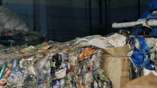 回收厂用包装专用设备压垃圾加工污染